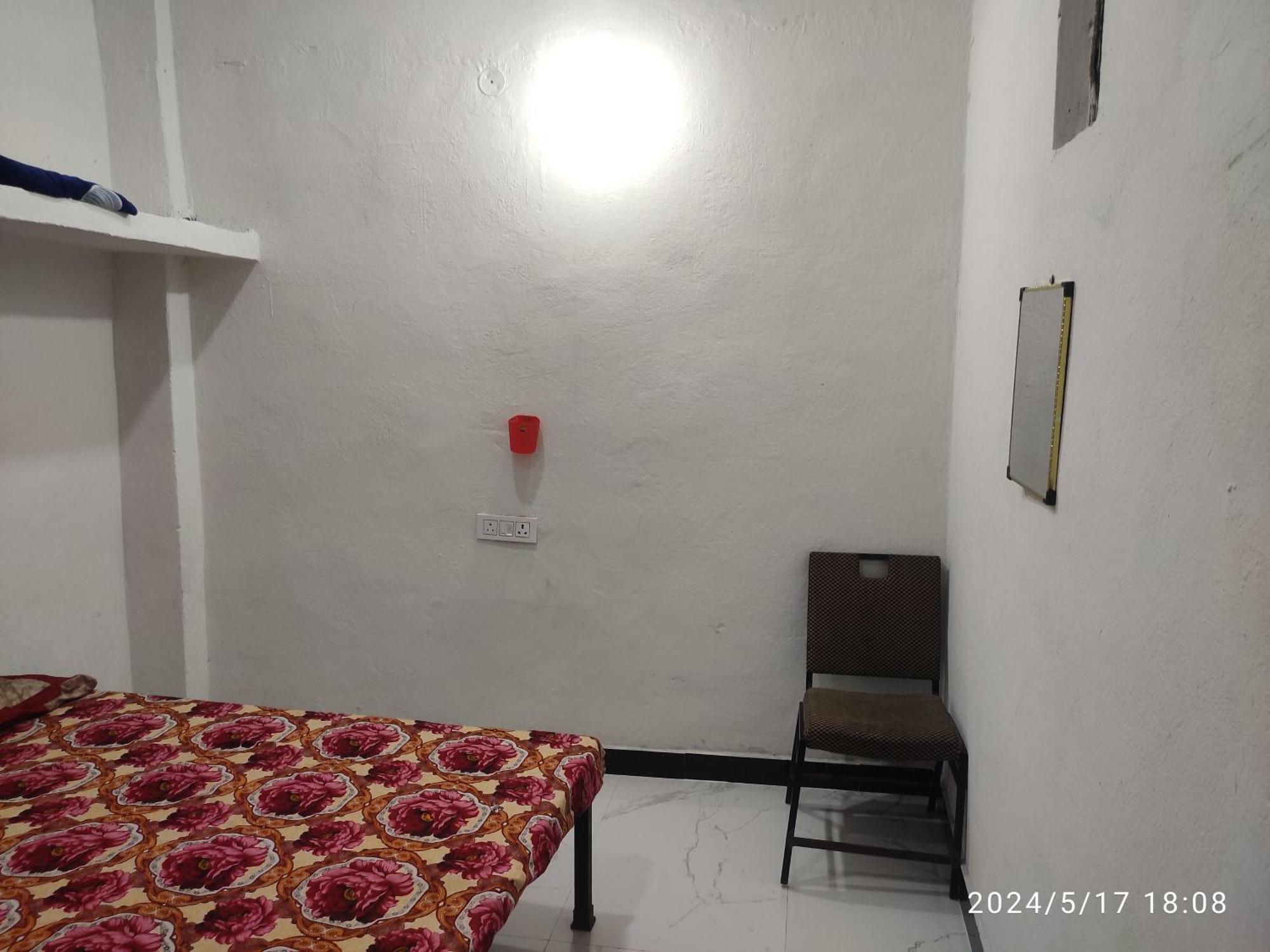 Kuber Bhandari Guest House And Hotel Sehore Номер фото